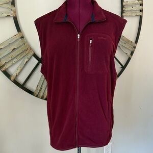 Chaps Large Burgundy Fleece Vest with Zippered Pocket